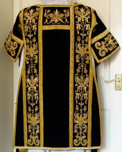 Black Antique High Mass Set of Vestments 7185
